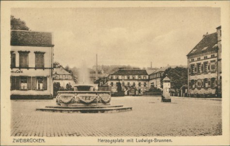 Alte Ansichtskarte Zweibrücken, Herzogsplatz mit Ludwigs-Brunnen