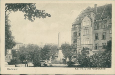 Alte Ansichtskarte Dortmund, Kaiserplatz mit Kaiserbrunnen