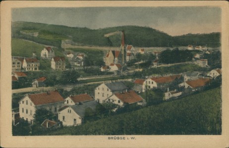 Alte Ansichtskarte Lüdenscheid-Brügge, Teilansicht mit Bahnstrecke