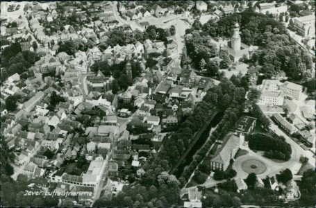 Alte Ansichtskarte Jever, Luftaufnahme